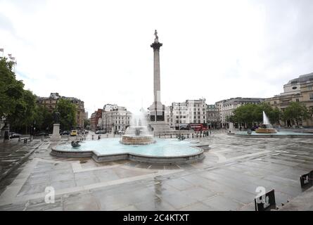 Londres, Royaume-Uni. 27 juin 2020. Trafalgar Square est très calme pour un samedi midi en juin, probablement en raison de la pandémie COVID-19, ce qui signifie que les gens restent loin. Crédit : Paul Marriott/Alay Live News Banque D'Images