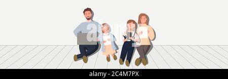 Concept de famille heureuse. Père travaillant à la maison sur ordinateur portable.Mother Shopping en ligne.classe d'apprentissage en ligne pour les élèves de fille. Jeu pour enfants.stylet plat Cartoon Illustration de Vecteur