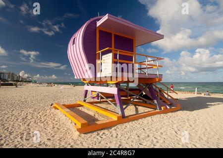 Tour colorée de maître nageur, Miami Beach, Floride, États-Unis Banque D'Images