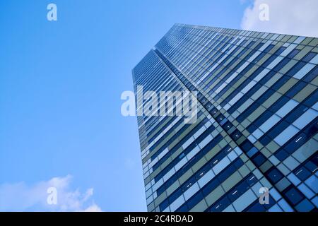 Siège social de KPMG, gratte-ciel et immeubles de bureaux dans le quartier d'affaires de la Défense, Paris Banque D'Images