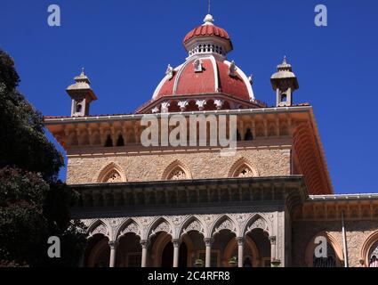 Sintra, Lisbonne, Portugal - détail du Palais Monserrate. Construit dans le style Manueline et néo-gothique ou romantique portugais. Patrimoine mondial de l'UNESCO. Banque D'Images