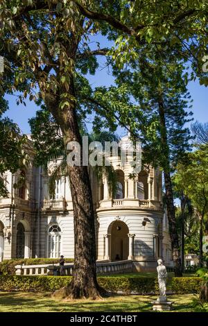 Vue latérale de Palácio da Liberdade à Belo Horizonte, Brésil. Banque D'Images