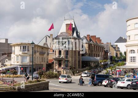 Vue sur le centre-ville de Dinard, Bretagne, France Banque D'Images