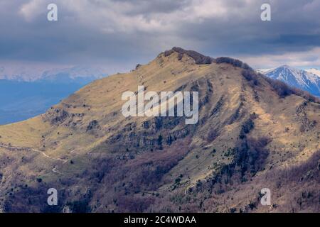 Vue sur la montagne - pic de Comanegra (Alta Garrotxa, Catalogne) Espagne Banque D'Images