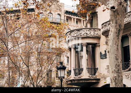 La maison de Llieo i Morera est un immeuble résidentiel de six étages à Barcelone, un chef-d'œuvre du modernisme catalan, l'une des œuvres les plus importantes de Banque D'Images