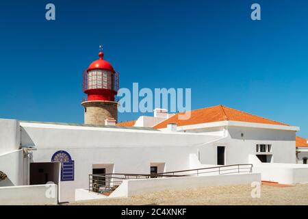 Phare historique de Cabo de Sao Vicente, Algarve, Portugal Banque D'Images