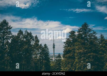 Tour Avala (Avalski toranj) Belgrade, Serbie Banque D'Images