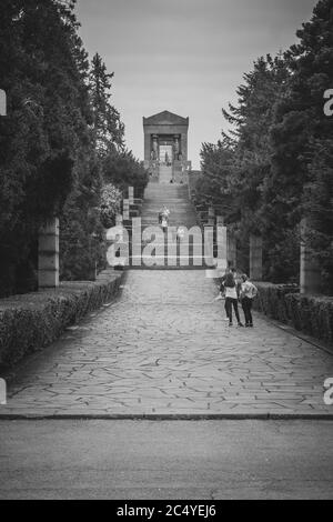 Le Monument du héros inconnu (Spomenik Neznanom junaku), Belgrade, Serbie Banque D'Images