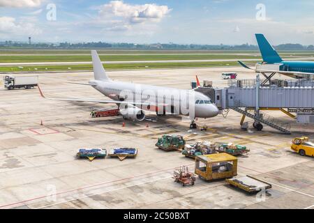 Noi Bai aéroport international à Hanoi en été Banque D'Images