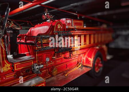 Seagrave modèle 6WT (1924) camion de feu rétro. Voiture rétro. Exposition de voitures classiques - Centre Heydar Aliyev, Bakou, Azerbaïdjan 26,04,2017 Banque D'Images