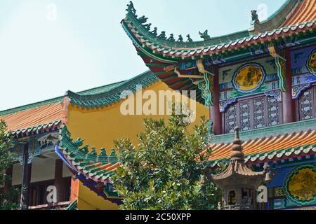 Temple Baotong : la salle du Bouddha de Jade. Wuhan, Chine Banque D'Images