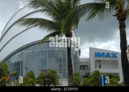 Le Dome et le cinéma IMAX, SM Mall of Asia, Pasay, Metro Manila, Philippines. Banque D'Images