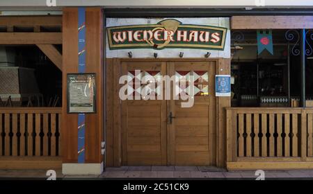 TURIN, ITALIE - VERS JUIN 2020 : restaurant Wienerhaus Banque D'Images