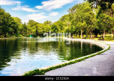 Montréal, Canada - juin 2018 : Parc de la Fontaine à Montréal, Québec, Canada. Banque D'Images