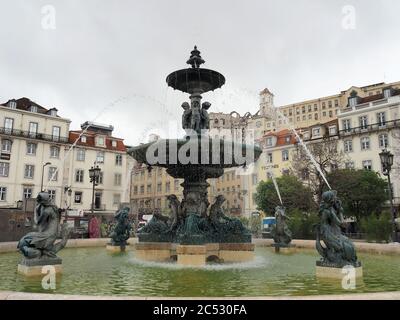 Fontaine de la place Rossio, Lisbonne, Lisbonne, Lissabon, Lisszabon, Portugal, Europe Banque D'Images