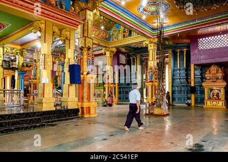 Salle dans le Temple Sri Muhumariamman, Sri Lanka Banque D'Images