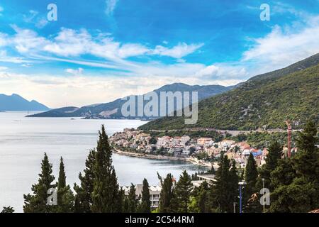 Neum, station balnéaire sur la mer Adriatique dans une belle journée d'été, Bosnie-Herzégovine Banque D'Images