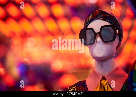 Vitrine Gucci à Selfridges sur Oxford Street, Londres Banque D'Images