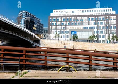 Pont Kronprinzen, pont Calatrava, rivière Spree, Berlin, Allemagne Banque D'Images