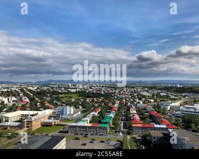 Vue sur le centre-ville de Reykjavik Banque D'Images