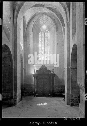 Intérieur de l'església del Reial Monestir de Santa Maria de Santes Creus. Banque D'Images