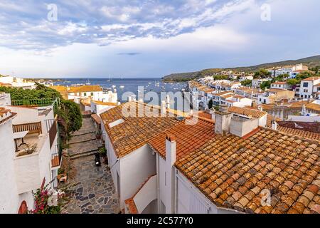 Détail de la belle petite ville de Cadaques sur la Costa Brava en Catalogne de l'Espagne Banque D'Images