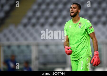 Turin, Italie - 30 juin 2020 : Thomas Strakosha de SS Lazio réagit au cours de la série UN match de football entre le FC de Turin et le SS Lazio. SS Lazio a remporté 2-1 victoires sur le FC de Turin. Crédit: Nicolò Campo/Alay Live News Banque D'Images