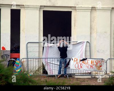 Un campement pour sans-abri dans la région de Black Rock à Brighton Banque D'Images