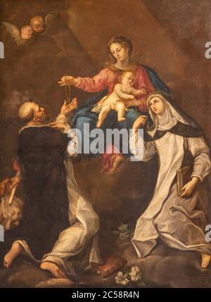 RAVENNE, ITALIE - 28 JANVIER 2020 : la peinture de Madonna avec la Sainte Dominique et Catherine de Sienne dans l'église Basilique de Santa Maria del Porto. Banque D'Images