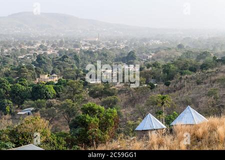 Afrique, Afrique de l'Ouest, Bénin, Natitinqou. Vue panoramique sur le village de Natitinqou Banque D'Images