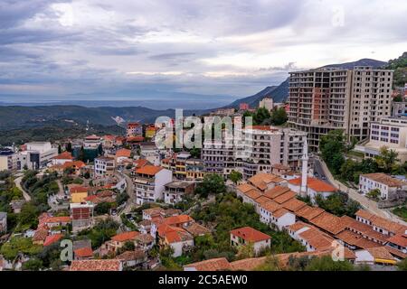 La belle ville de Kruje en Albanie Banque D'Images