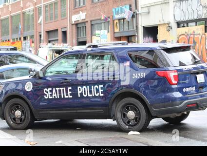 Seattle, Washington, États-Unis. 1er juillet 2020. Seattle véhicule de police à la zone CHAZ/CHOP crédit: Amy Katz/ZUMA Wire/Alay Live News Banque D'Images