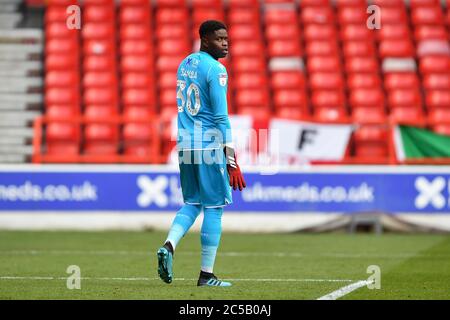 NOTTTINGHAM, ANGLETERRE. 1ER JUILLET - Brice Samba (30) de la forêt de Nottingham pendant le match de championnat de pari de ciel entre la forêt de Nottingham et la ville de Bristol au City Ground, Nottingham, le mercredi 1er juillet 2020. (Crédit : Jon Hobley | MI News) crédit : MI News & Sport /Alay Live News Banque D'Images