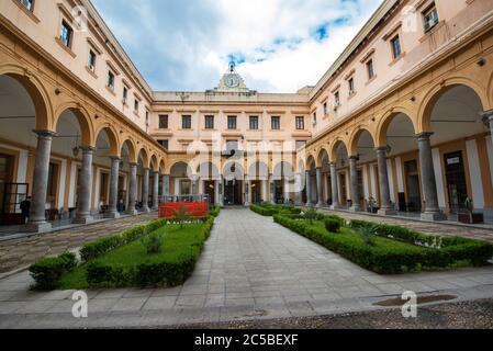 Quadrilatère de la Faculté de droit , Université de Palerme, Sicile, Italie Banque D'Images