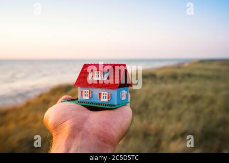 Traum vom Eigenheim am Meer Banque D'Images