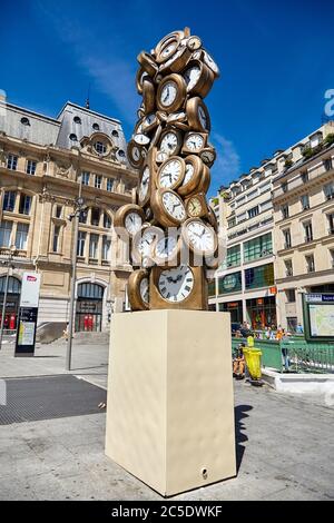 Paris, France - 29 juin 2015 : monument l'heure de tous, gare Saint-Lazare Banque D'Images