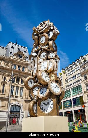 Paris, France - 29 juin 2015 : monument l'heure de tous, gare Saint-Lazare Banque D'Images