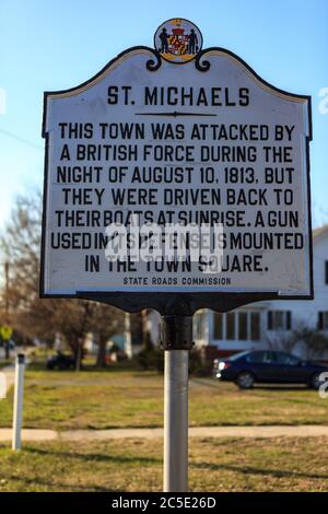 St. Michaels, MD, USA - 30 mars 2013 : panneau du marqueur historique de St. Michaels à St. Michales, MD Banque D'Images