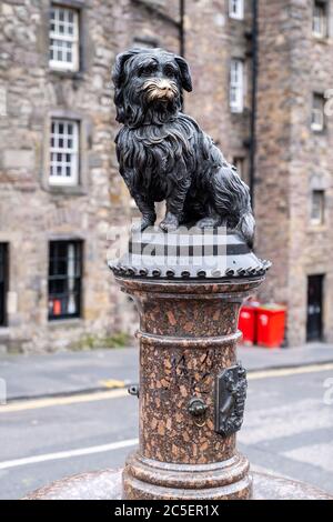 Statue de Greyfriars Bobby, symbole de la ville d'Édimbourg Banque D'Images