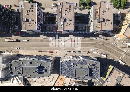 Vue aérienne de la rue Valimerinkatu dans le nouveau quartier Jatkasaari, Helsinki, Finlande Banque D'Images