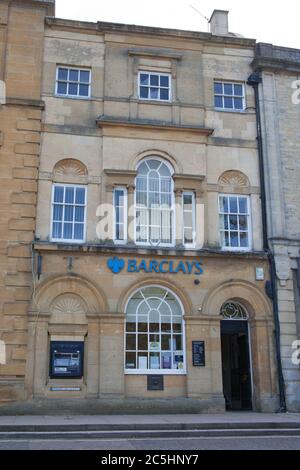 Le bâtiment Barclays Bank sur la High Street à Chipping Norton dans l'Oxfordshire au Royaume-Uni Banque D'Images