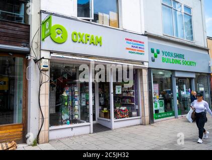 Oxfam Boutique caritative à Western Road Brighton Royaume-Uni Banque D'Images