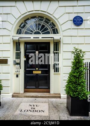 NYU à Londres. New York University London est un centre universitaire de l'Université de New York au 6 Bedford Square Bloomsbury London. Plaque bleue Lord Eldon. Banque D'Images