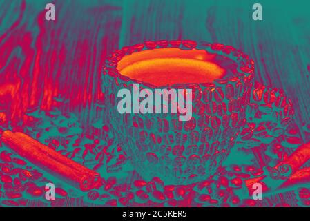 Pop Art. Table à café grain de bois vue latérale café tige cannelle gros plan Pop Art. Grains de café arabica naturel macro en style pop art dans Banque D'Images