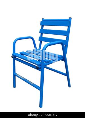 Célèbre chaise de Cannes bleue isolée sur blanc. Masque inclus. Banque D'Images