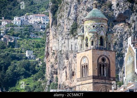 Le clocher de la cathédrale d'Amalfi, en Italie Banque D'Images