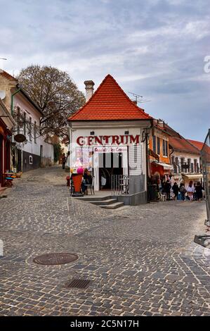 Vue sur la rue à Szentendre, Hongrie Banque D'Images