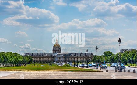 Paris, France - 06 juillet 2018 : musée de l'armée en été Banque D'Images