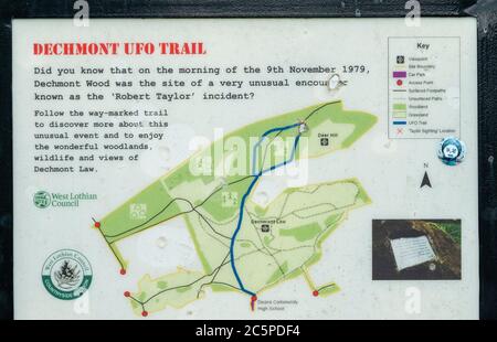 Indications pour l'incident OVNI de Dechmont Woods. Robert Taylor, travailleur forestier, a signalé avoir vu un vaisseau spatial étranger dans les bois près de Livingston, en 1979. Banque D'Images