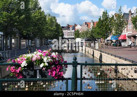 Europe pays-Bas , Sneek, vue sur la rue commerçante de Sneek Banque D'Images